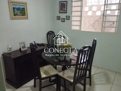 Casa com 4 Quartos à venda, 160m² no Brasil, Uberlândia