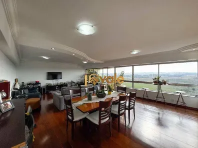 Apartamento com 4 Quartos à venda, 240m² no Centro, São José dos Campos
