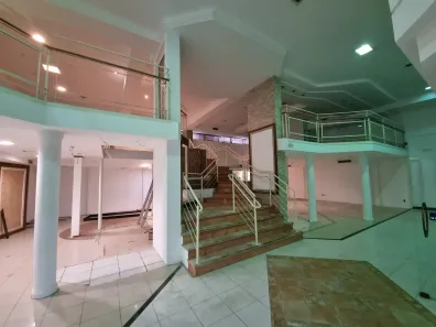 Ponto Comercial à venda, 400m² no Estoril, Belo Horizonte