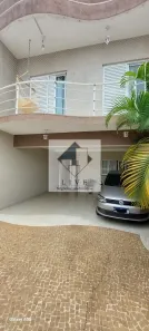 Sobrado com 4 Quartos à venda, 216m² no Parque Novo Mundo, Americana