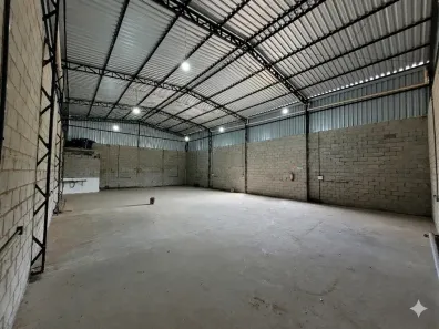 Galpão/Depósito/Armazém para alugar, 240m² no Morada da Serra, Cuiabá