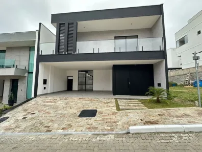 Casa de Condomínio com 3 Quartos à venda, 260m² no Vina Del Mar, Juiz de Fora