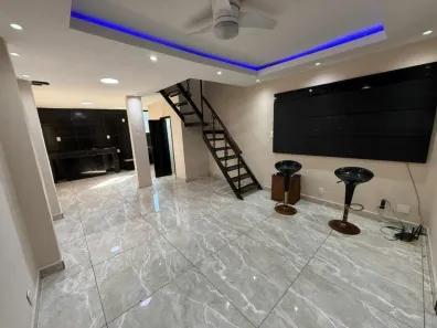 Casa com 2 Quartos à venda, 122m² no Brás de Pina, Rio de Janeiro