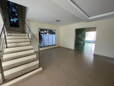 Casa de Condomínio com 4 Quartos à venda, 275m² no Loteamento Portal do Sol I, Goiânia