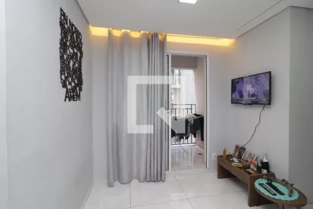 Apartamento com 3 Quartos à venda, 47m² no Vila Carmosina, São Paulo