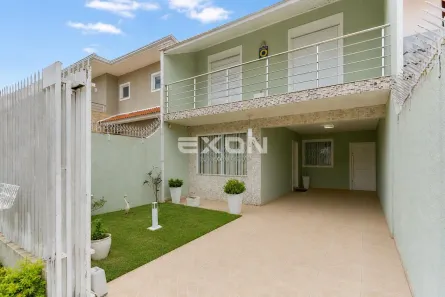 Sobrado com 3 Quartos à venda, 160m² no Xaxim, Curitiba