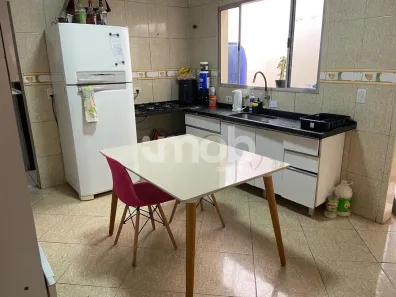Casa com 2 Quartos à venda, 66m² no Jardim Jatobá, Sorocaba