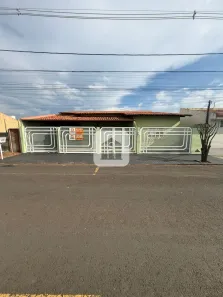 Casa com 3 Quartos à venda, 550m² no Rosário, Araguari