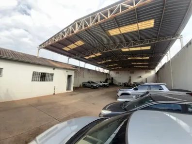 Galpão/Depósito/Armazém com 4 Quartos à venda, 800m² no Vila Flores, Bauru
