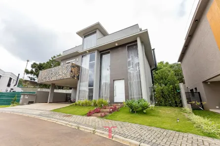 Casa com 5 Quartos à venda, 330m² no Campo Comprido, Curitiba