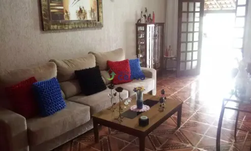 Casa com 3 Quartos à venda, 360m² no São Caetano, Contagem