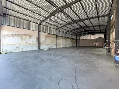 Galpão/Depósito/Armazém para alugar, 407m² no Tirol (Barreiro), Belo Horizonte