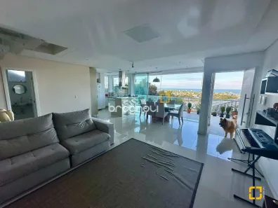 Casa com 3 Quartos à venda, 540m² no Morro das Pedras, Florianópolis
