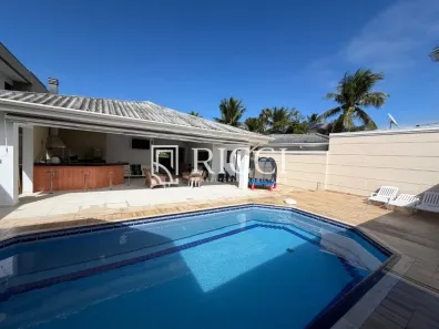 Casa com 5 Quartos à venda, 235m² no Jardim Acapulco, Guarujá