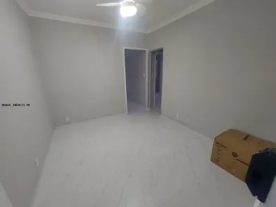 Apartamento com 2 Quartos para alugar, 64m² no José Menino, Santos