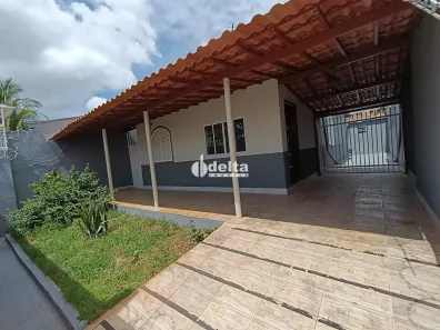 Casa com 3 Quartos à venda, 100m² no Cidade Jardim, Uberlândia