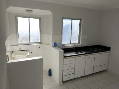 Apartamento com 2 Quartos para alugar, 53m² no Conjunto IAPC, Anápolis