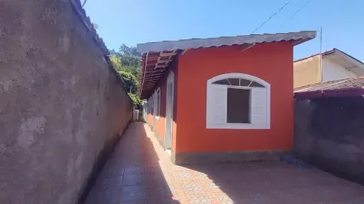 Casa com 2 Quartos à venda, 60m² no Centro, São Bento do Sapucaí