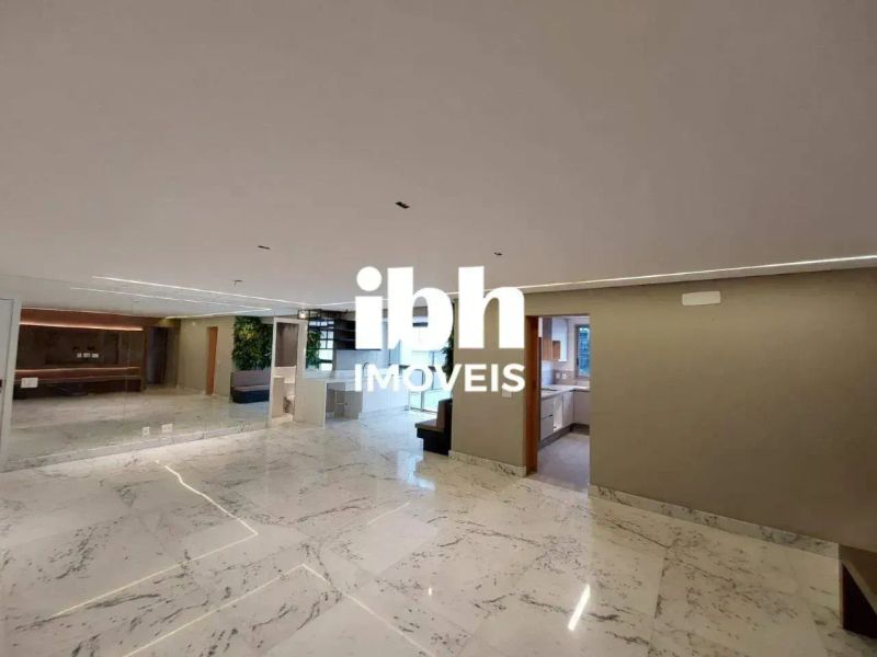 Apartamento com 4 quartos — Santa Efigênia, Belo Horizonte