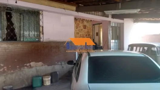 Lote/Terreno à venda, 180m² no Esplanada, Belo Horizonte