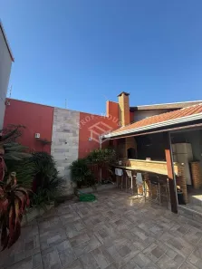 Casa com 3 Quartos à venda, 188m² no Vila Claudia, Limeira