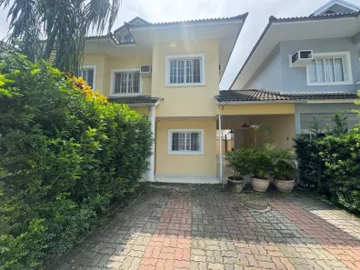 Casa de Condomínio com 4 Quartos à venda, 225m² no Vargem Pequena, Rio de Janeiro