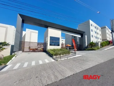 Apartamento com 2 Quartos para alugar, 40m² no Bom Viver, Biguaçu