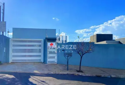 Casa com 3 Quartos à venda, 114m² no Loteamento Santa Cândida, Apucarana
