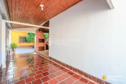 Casa com 3 Quartos à venda, 209m² no Chácara das Pedras, Porto Alegre