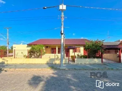 Casa com 4 Quartos à venda, 200m² no Restinga, Porto Alegre