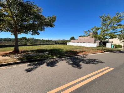 Lote/Terreno à venda, 545m² no Terras Alpha Residencial 1, Senador Canedo