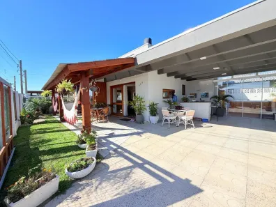 Casa com 3 Quartos à venda, 119m² no XANGRI-LÁ, Xangri-lá
