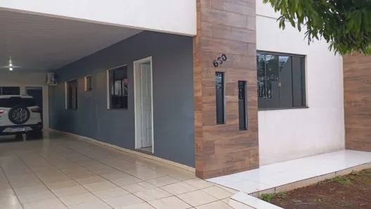 Casa com 4 Quartos à venda, 140m² no Pacaembu, Cascavel