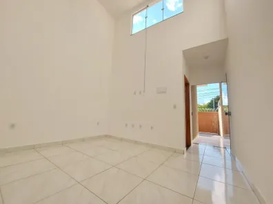Casa com 2 Quartos para alugar, 60m² no Loteamento Celina Park, Goiânia