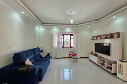Casa com 3 Quartos à venda, 194m² no Parque Santa Bárbara, Itapira