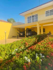 Casa com 5 Quartos à venda, 500m² no Quilombo, Cuiabá