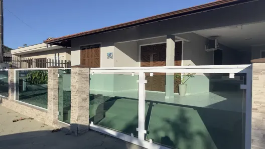 Casa com 3 Quartos à venda, 153m² no Praia da Enseada, São Francisco do Sul