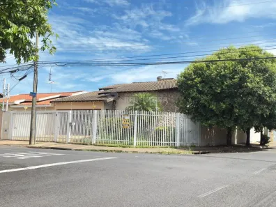 Casa com 3 Quartos à venda, 272m² no Jardim Tarraf II, São José do Rio Preto