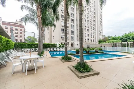 Apartamento com 3 Quartos à venda, 74m² no Passo da Areia, Porto Alegre