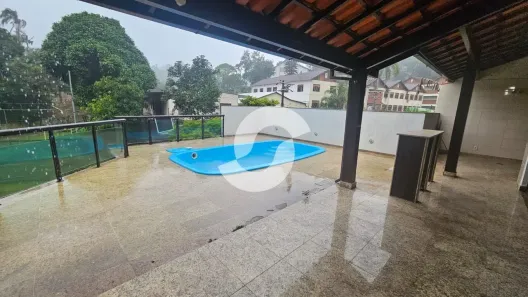 Casa com 4 Quartos à venda, 600m² no Badu, Niterói