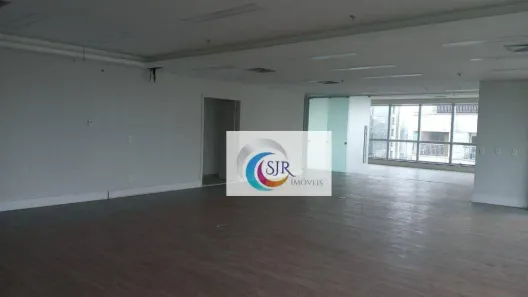 Sala Comercial para alugar, 106m² no Vila Olímpia, São Paulo