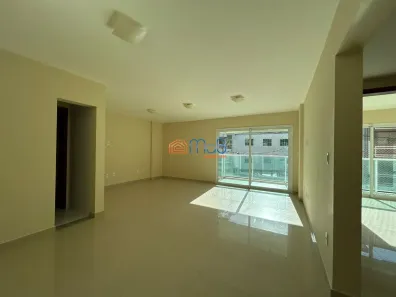 Apartamento com 3 Quartos para alugar, 125m² no Praia Campista, Macaé