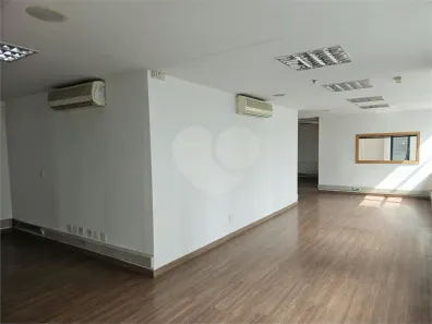 Sala Comercial à venda, 489m² no Vila Olímpia, São Paulo