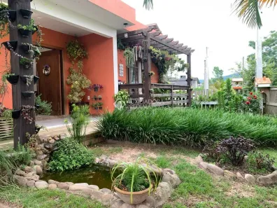 Casa com 3 Quartos à venda, 120m² no Areias Da Palhocinha, Garopaba