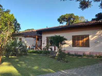 Casa de Condomínio com 4 Quartos à venda, 250m² no Floresta, Gramado