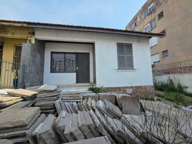 Imóvel Comercial com 3 Quartos à venda, 110m² no Passo da Areia, Porto Alegre