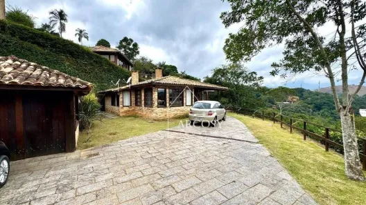 Casa de Condomínio com 4 Quartos à venda, 1263m² no Pedro do Rio, Petrópolis
