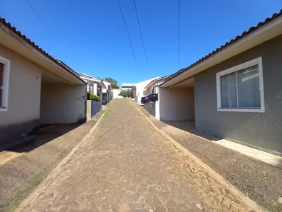 Apartamento com 2 Quartos à venda, 59m² no Uvaranas, Ponta Grossa