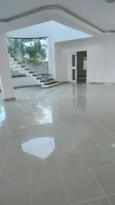 Casa de Condomínio com 4 Quartos para alugar, 550m² no Ponta Negra, Manaus