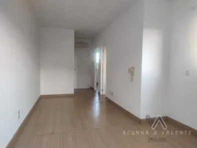 Casa de Condomínio com 2 Quartos para alugar, 45m² no Três Vendas, Pelotas